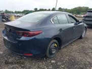 ✅ 2020 Mazda 3 • VIN: 3MZBPABL1LM126819 • Lot: 43010772. Wystawiony na IAAI z przebiegiem 11 299 mil. Bezpłatny archiwum sprzedaży aukcyjnych z USA i szczegółowy raport historii pojazdu na DreamBid. Zdjęcie 4.