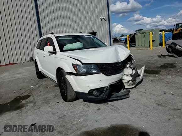 ✅ 2019 Dodge Journey Crossroad • VIN: 3C4PDCGG6KT840958 • Лот: 81678925. Опубликован ранее на Copart с пробегом Не указан. Бесплатный доступ к архиву аукционных продаж из США и подробный отчёт об истории автомобиля на DreamBid. Изображение 15.