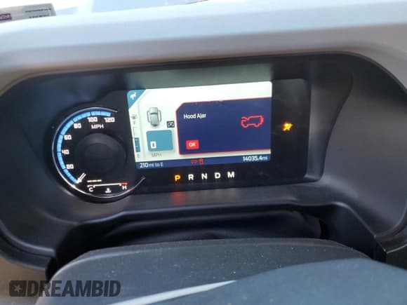 ✅ 2023 Ford Bronco • VIN: 1FMEE5DP0PLC10002 • Lot: 57272555. Wystawiony na Copart z przebiegiem 14 035 mil. Bezpłatny archiwum sprzedaży aukcyjnych z USA i szczegółowy raport historii pojazdu na DreamBid. Zdjęcie 9.