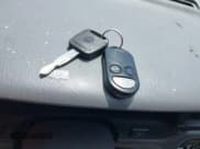 ✅ 2000 Nissan Altima XE • VIN: 1N4DL01D0YC124294 • Lot: 43026660. Wystawiony na IAAI z przebiegiem 206 483 mil. Bezpłatny archiwum sprzedaży aukcyjnych z USA i szczegółowy raport historii pojazdu na DreamBid. Zdjęcie 11.