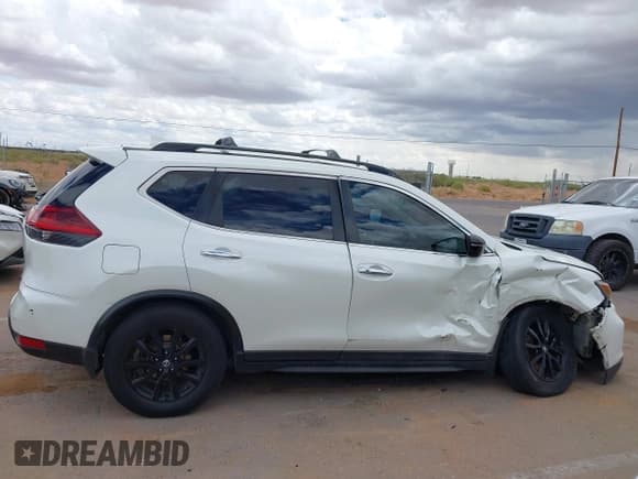 ✅ 2018 Nissan Rogue S • VIN: 5N1AT2MT4JC757006 • Lot: 42614781. Listed on IAAI with 191,318 mi. Free auction sales archive from the USA and detailed vehicle history report at DreamBid. Image 13.