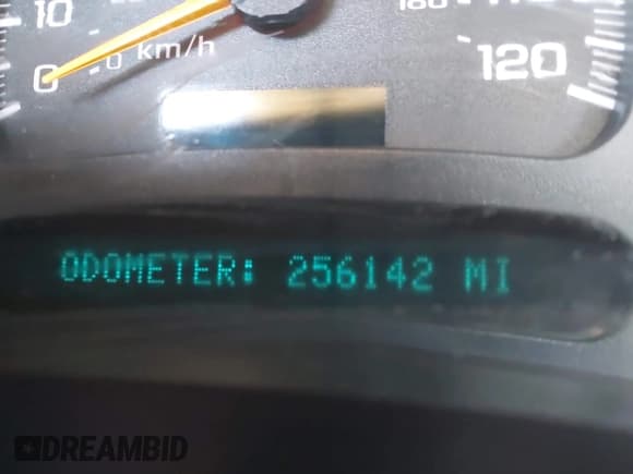 ✅ 2003 Chevrolet Tahoe Z71 • VIN: 1GNEK13Z73R213180 • Лот: 40971793. Опубликован ранее на IAAI с пробегом 256 142 миль. Бесплатный доступ к архиву аукционных продаж из США и подробный отчёт об истории автомобиля на DreamBid. Изображение 6.