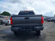 ✅ 2018 Toyota Tundra SR5 • VIN: 5TFFY5F16JX230635 • Лот: 42480864. Опубликован ранее на IAAI с пробегом 128 579 миль. Бесплатный доступ к архиву аукционных продаж из США и подробный отчёт об истории автомобиля на DreamBid. Изображение 16.