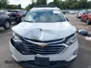 ✅ 2018 Chevrolet Equinox Premier • VIN: 2GNAXNEX5J6203498 • Lot: 43310507. Wystawiony na IAAI z przebiegiem 73 909 mil. Bezpłatny archiwum sprzedaży aukcyjnych z USA i szczegółowy raport historii pojazdu na DreamBid. Zdjęcie 12.