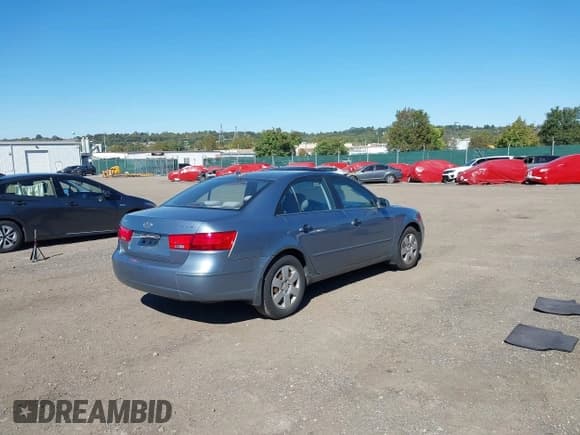 ✅ 2010 Hyundai Sonata GLS • VIN: 5NPET4AC6AH604850 • Lot: 43419907. Listed on IAAI with 213,464 mi. Free auction sales archive from the USA and detailed vehicle history report at DreamBid. Image 4.