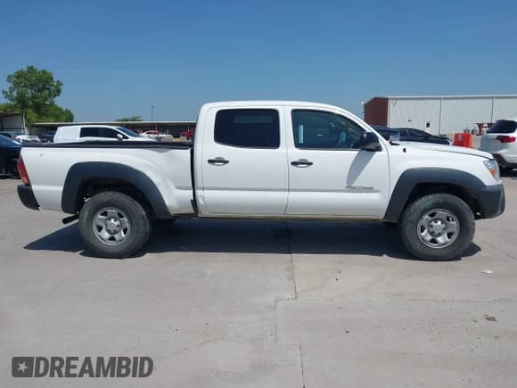✅ 2014 Toyota Tacoma • VIN: 5TFMU4FN9EX025557 • Lot: 42778329. Wystawiony na IAAI z przebiegiem 214 363 mil. Bezpłatny archiwum sprzedaży aukcyjnych z USA i szczegółowy raport historii pojazdu na DreamBid. Zdjęcie 13.