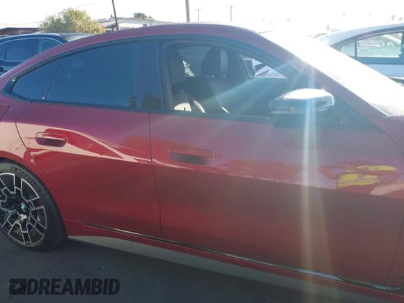 ✅ 2025 BMW i4 eDrive40 • VIN: WBY23HD03SFU83815 • Lot: 43123779. Listed on IAAI with 745 mi. Free auction sales archive from the USA and detailed vehicle history report at DreamBid. Image 14.