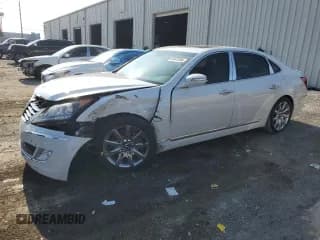 ✅ 2013 Hyundai Equus Signature • VIN: KMHGH4JH1DU060270 • Лот: 68941005. Опубликован ранее на Copart с пробегом 83 976 миль. Бесплатный доступ к архиву аукционных продаж из США и подробный отчёт об истории автомобиля на DreamBid. Изображение 1.