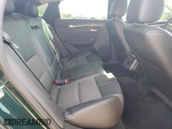 ✅ 2015 Chevrolet Impala LT • VIN: 2G1125S38F9284942 • Lot: 81936805. Wystawiony na Copart z przebiegiem 97 652 mil. Bezpłatny archiwum sprzedaży aukcyjnych z USA i szczegółowy raport historii pojazdu na DreamBid. Zdjęcie 10.