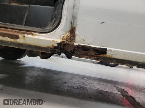 ✅ 2008 Ford Econoline Cargo Commercial • VIN: 1FTNE24W88DA51249 • Lot: 43923989. Listed on IAAI with 88,715 mi. Free auction sales archive from the USA and detailed vehicle history report at DreamBid. Image 40.