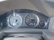 ✅ 2008 Jeep Commander Sport • VIN: 1J8HG48K48C224791 • Lot: 43441890. Wystawiony na IAAI z przebiegiem 134 079 mil. Bezpłatny archiwum sprzedaży aukcyjnych z USA i szczegółowy raport historii pojazdu na DreamBid. Zdjęcie 7.