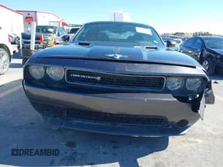 ✅ 2013 Dodge Challenger Rallye Redline • VIN: 2C3CDYAG8DH578929 • Lot: 41479265. Wystawiony na IAAI z przebiegiem 138 098 mil. Bezpłatny archiwum sprzedaży aukcyjnych z USA i szczegółowy raport historii pojazdu na DreamBid. Zdjęcie 6.