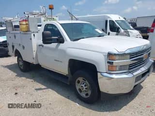 ✅ 2015 Chevrolet Silverado 2500HD Work Truck • VIN: 1GB0CUEG8FZ530648 • Lot: 42530381. Wystawiony na IAAI z przebiegiem 191 466 mil. Bezpłatny archiwum sprzedaży aukcyjnych z USA i szczegółowy raport historii pojazdu na DreamBid. Zdjęcie 1.