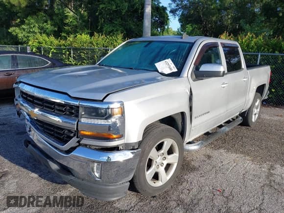✅ 2018 Chevrolet Silverado 1500 LT • VIN: 3GCPCREC5JG227663 • Лот: 43297680. Опубликован ранее на IAAI с пробегом 128 984 миль. Бесплатный доступ к архиву аукционных продаж из США и подробный отчёт об истории автомобиля на DreamBid. Изображение 17.