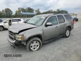 ✅ 2009 Chevrolet Tahoe 1LT • VIN: 1GNEC23329R234087 • Лот: 84183855. Опубликован ранее на Copart с пробегом 198 740 миль. Бесплатный доступ к архиву аукционных продаж из США и подробный отчёт об истории автомобиля на DreamBid. Изображение 1.