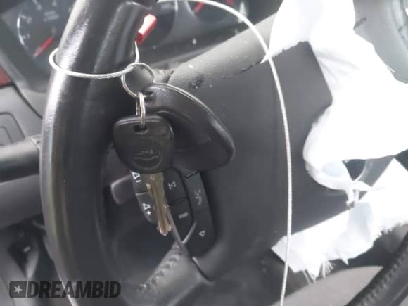 2010 Chevrolet Impala LT z VIN 2G1WB5EK0A1140687, wystawiony jako IAAI lot #43470217 z przebiegiem Nie podano mil oraz . Historia ofert i sprzedaży dostępna na DreamBid. Obrazek 11.