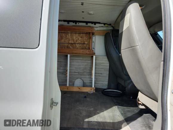 ✅ 2013 GMC Savana Cargo • VIN: 1GTS7AFX7D1136415 • Lot: 71991905. Listed on Copart with 143,202 mi. Free auction sales archive from the USA and detailed vehicle history report at DreamBid. Image 11.