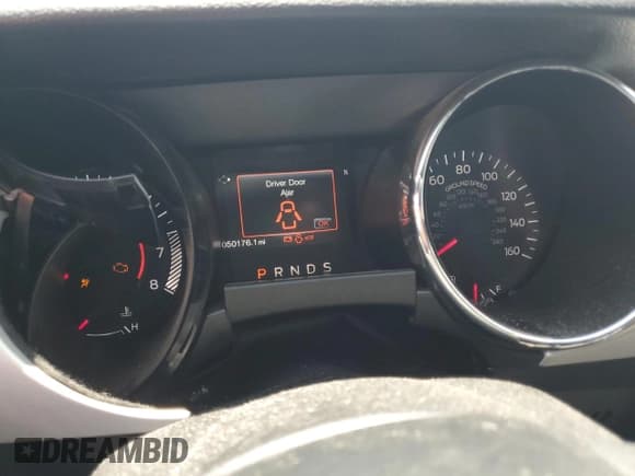 ✅ 2017 Ford Mustang GT Premium • VIN: 1FATP8FF1H5271320 • Lot: 67266195. Listed on Copart with 50,176 mi. Free auction sales archive from the USA and detailed vehicle history report at DreamBid. Image 9.