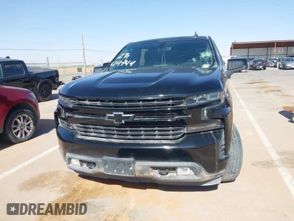 ✅ 2020 Chevrolet Silverado 1500 RST • VIN: 3GCUYEEDXLG216053 • Lot: 42455087. Wystawiony na IAAI z przebiegiem 126 504 mil. Bezpłatny archiwum sprzedaży aukcyjnych z USA i szczegółowy raport historii pojazdu na DreamBid. Zdjęcie 12.