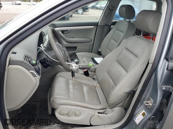 ✅ 2007 Audi A4 2.0T • VIN: WAUDF78EX7A152703 • Лот: 87308925. Опубликован ранее на Copart с пробегом 196 556 миль. Бесплатный доступ к архиву аукционных продаж из США и подробный отчёт об истории автомобиля на DreamBid. Изображение 7.