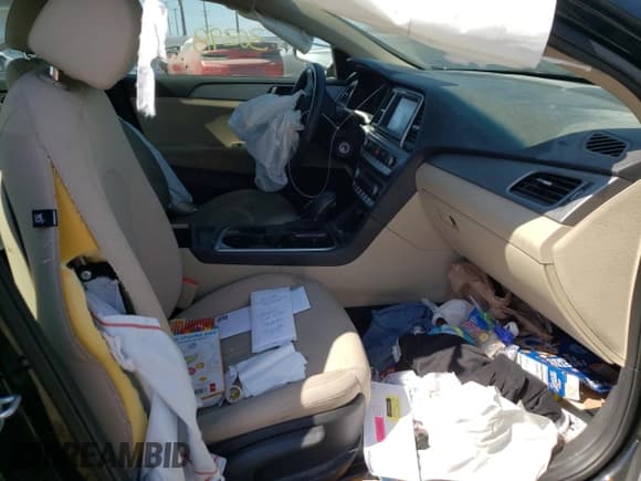 ✅ 2018 Hyundai Sonata SE • VIN: 5NPE24AF0JH658416 • Lot: 52386852. Listed on Copart with 30,398 mi. Free auction sales archive from the USA and detailed vehicle history report at DreamBid. Image 5.