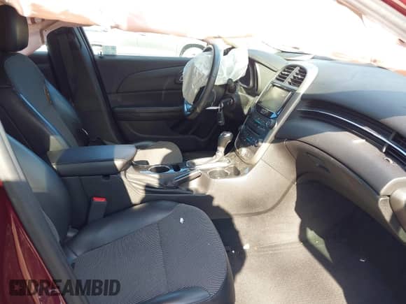 ✅ 2015 Chevrolet Malibu LT • VIN: 1G11C5SL8FF288901 • Lot: 43493131. Wystawiony na IAAI z przebiegiem 59 599 mil mil. Skorzystaj z bezpłatnego archiwum sprzedaży aukcyjnych z USA i zobacz szczegółowy raport historii pojazdu na DreamBid. Zdjęcie 5.