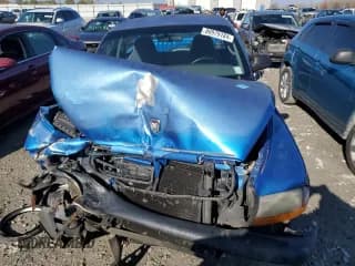 ✅ 2000 Dodge Dakota • VIN: 1B7FL26X0YS606254 • Lot: 80979184. Wystawiony na Copart z przebiegiem Nie podano. Bezpłatny archiwum sprzedaży aukcyjnych z USA i szczegółowy raport historii pojazdu na DreamBid. Zdjęcie 5.