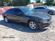 ✅ 2020 Dodge Charger SXT • VIN: 2C3CDXBG5LH211428 • Lot: 43094942. Wystawiony na IAAI z przebiegiem 105 934 mil. Bezpłatny archiwum sprzedaży aukcyjnych z USA i szczegółowy raport historii pojazdu na DreamBid. Zdjęcie 1.
