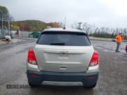 ✅ 2016 Chevrolet Trax LT • VIN: 3GNCJLSB3GL274100 • Лот: 43576335. Опубликован ранее на IAAI с пробегом 76 007 миль. Бесплатный доступ к архиву аукционных продаж из США и подробный отчёт об истории автомобиля на DreamBid. Изображение 17.