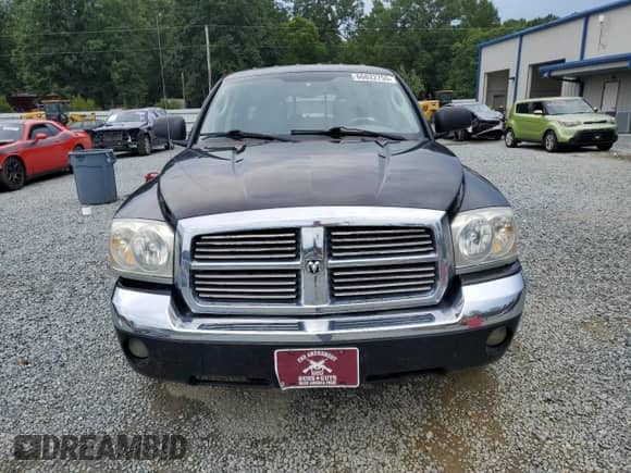2005 Dodge Dakota Laramie with VIN 1D7HE58N25S179130, listed as a Copart auction lot 66822755 with 196,608 mi miles and Salvage title. Bid and sale history available at DreamBid. Image 5.