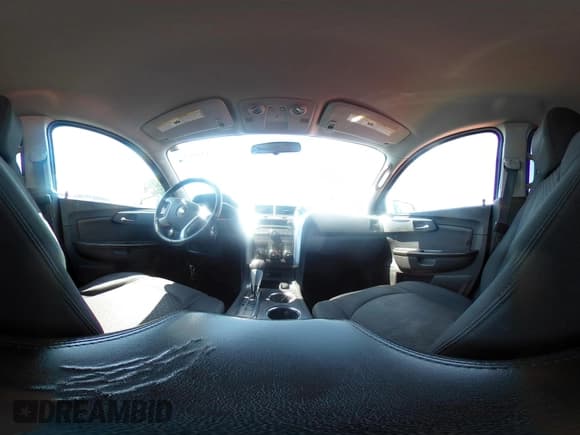 ✅ 2011 Chevrolet Traverse 1LT • VIN: 1GNKVGED9BJ361701 • Lot: 42994765. Wystawiony na IAAI z przebiegiem 85 881 mil. Bezpłatny archiwum sprzedaży aukcyjnych z USA i szczegółowy raport historii pojazdu na DreamBid. Zdjęcie 19.