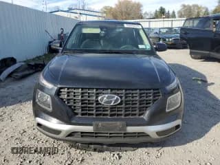 ✅ 2020 Hyundai Venue SE • VIN: KMHRB8A39LU014366 • Lot: 78609224. Wystawiony na Copart z przebiegiem 99 185 mil. Bezpłatny archiwum sprzedaży aukcyjnych z USA i szczegółowy raport historii pojazdu na DreamBid. Zdjęcie 5.