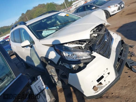 ✅ 2021 Subaru Ascent Premium • VIN: 4S4WMAFD9M3440104 • Lot: 43345807. Listed on IAAI with 72,389 mi. Free auction sales archive from the USA and detailed vehicle history report at DreamBid. Image 1.