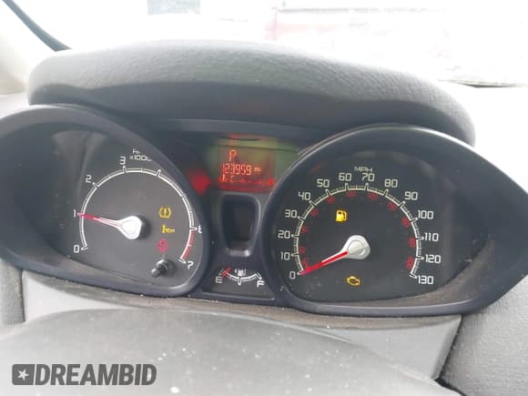 ✅ 2013 Ford Fiesta S • VIN: 3FADP4AJ9DM175576 • Лот: 42449969. Опубликован ранее на IAAI с пробегом 123 959 миль. Бесплатный доступ к архиву аукционных продаж из США и подробный отчёт об истории автомобиля на DreamBid. Изображение 7.