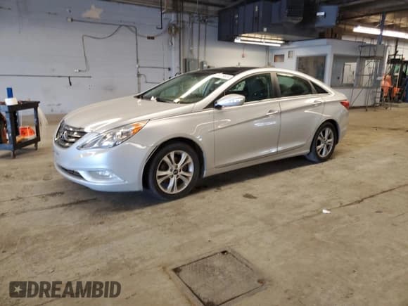 ✅ 2012 Hyundai Sonata SE • VIN: 5NPEC4AC3CH358245 • Lot: 76129924. Listed on Copart with 141,050 mi. Free auction sales archive from the USA and detailed vehicle history report at DreamBid. Image 1.