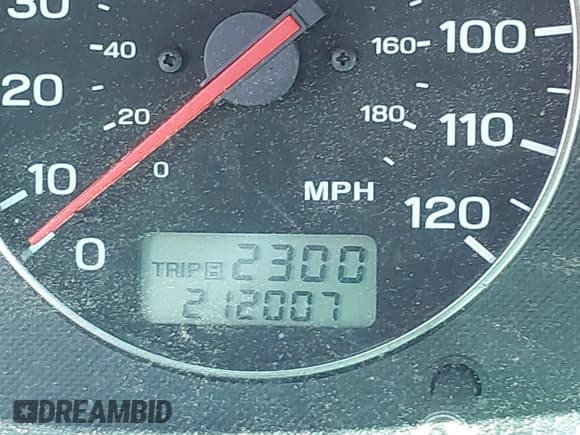 ✅ 2003 Subaru Legacy L • VIN: 4S3BH635637310659 • Lot: 42989750. Wystawiony na IAAI z przebiegiem 212 007 mil. Bezpłatny archiwum sprzedaży aukcyjnych z USA i szczegółowy raport historii pojazdu na DreamBid. Zdjęcie 13.