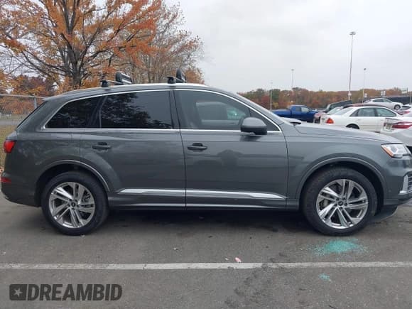 ✅ 2022 Audi Q7 Premium Plus • VIN: WA1LJBF76ND007930 • Lot: 43560820. Listed on IAAI with 49,375 mi. Free auction sales archive from the USA and detailed vehicle history report at DreamBid. Image 13.