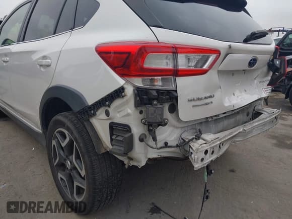 ✅ 2018 Subaru Crosstrek Limited • VIN: JF2GTAMC3JH279688 • Lot: 42181878. Listed on IAAI with 90,338 mi. Free auction sales archive from the USA and detailed vehicle history report at DreamBid. Image 18.