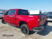 ✅ 2025 Chevrolet Silverado 1500 LT Trail Boss • VIN: 3GCUKFED5SG366335 • Lot: 43010115. Wystawiony na IAAI z przebiegiem Nie podano. Bezpłatny archiwum sprzedaży aukcyjnych z USA i szczegółowy raport historii pojazdu na DreamBid. Zdjęcie 3.