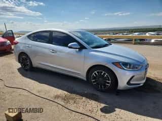 2017 Hyundai Elantra SE z VIN 5NPD74LF0HH201576, wystawiony jako Copart lot #85171515 z przebiegiem 81 010 mil mil oraz Szkoda całkowita • Salvage title. Historia ofert i sprzedaży dostępna na DreamBid. Obrazek 4.