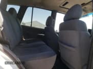 ✅ 2002 Kia Sportage • VIN: KNDJB723025137038 • Lot: 78737144. Wystawiony na Copart z przebiegiem 1 363 mil. Bezpłatny archiwum sprzedaży aukcyjnych z USA i szczegółowy raport historii pojazdu na DreamBid. Zdjęcie 11.