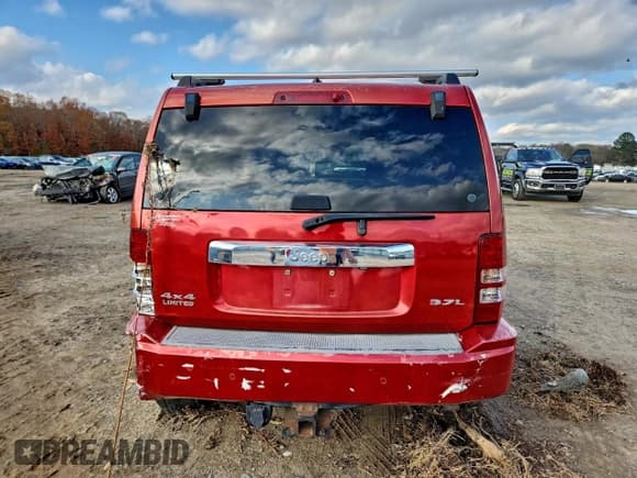 ✅ 2008 Jeep Liberty Limited • VIN: 1J8GN58K78W218943 • Лот: 94051075. Опубликован ранее на Copart с пробегом 186 204 миль. Бесплатный доступ к архиву аукционных продаж из США и подробный отчёт об истории автомобиля на DreamBid. Изображение 6.