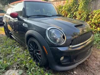 2013 MINI Hardtop John Cooper Works с VIN WMWSU9C59DT379414, выставлен на аукционе Copart как лот 80761235 с пробегом 11 007 миль миль и Чистый • Clean title. История ставок и продаж доступна на DreamBid. Изображение 1.