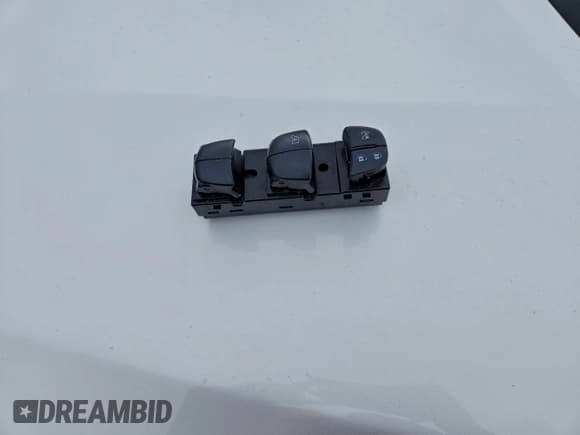 ✅ 2014 Nissan Rogue SV • VIN: 5N1AT2ML9EC787964 • Лот: 95311565. Опубликован ранее на Copart с пробегом 288 002 миль. Бесплатный доступ к архиву аукционных продаж из США и подробный отчёт об истории автомобиля на DreamBid. Изображение 13.
