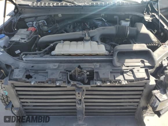 ✅ 2023 Ford Expedition XLT • VIN: 1FMJU1H82PEA43174 • Lot: 48954145. Wystawiony na Copart z przebiegiem 67 060 mil. Bezpłatny archiwum sprzedaży aukcyjnych z USA i szczegółowy raport historii pojazdu na DreamBid. Zdjęcie 12.