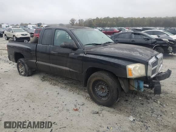 ✅ 2006 Dodge Dakota SLT • VIN: 1D7HE42K06S548920 • Лот: 79637274. Размещён на Copart с пробегом 98 541 миль миль. Получите бесплатный доступ к архиву аукционных продаж из США и посмотрите подробный отчёт об истории автомобиля на DreamBid. Изображение 4.