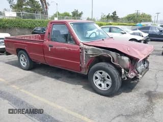 ✅ 1987 Toyota Pickup • VIN: JT4RN55R9H7009697 • Lot: 42575544. Wystawiony na IAAI z przebiegiem 159 899 mil. Bezpłatny archiwum sprzedaży aukcyjnych z USA i szczegółowy raport historii pojazdu na DreamBid. Zdjęcie 1.