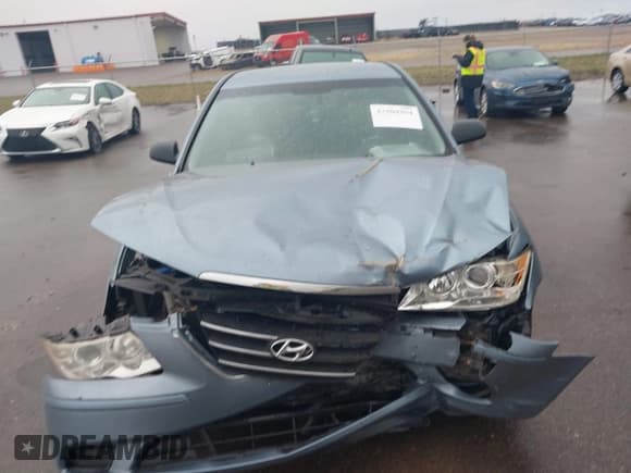 ✅ 2010 Hyundai Sonata GLS • VIN: 5NPET4ACXAH647927 • Lot: 43509394. Listed on IAAI with 136,744 mi. Free auction sales archive from the USA and detailed vehicle history report at DreamBid. Image 12.