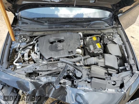 ✅ 2025 Mazda 3 S Preferred • VIN: JM1BPALM9S1758912 • Lot: 63060145. Wystawiony na Copart z przebiegiem 13 436 mil. Bezpłatny archiwum sprzedaży aukcyjnych z USA i szczegółowy raport historii pojazdu na DreamBid. Zdjęcie 11.