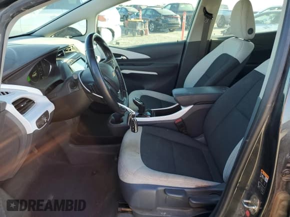 ✅ 2019 Chevrolet Bolt EV LT • VIN: 1G1FY6S07K4116044 • Lot: 70459574. Wystawiony na Copart z przebiegiem 115 325 mil. Bezpłatny archiwum sprzedaży aukcyjnych z USA i szczegółowy raport historii pojazdu na DreamBid. Zdjęcie 7.